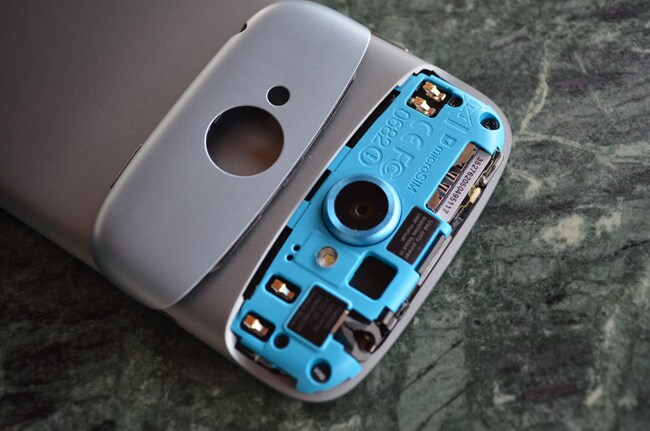 The smartphone supports micro-SIM card and there is no memory expansion slot.