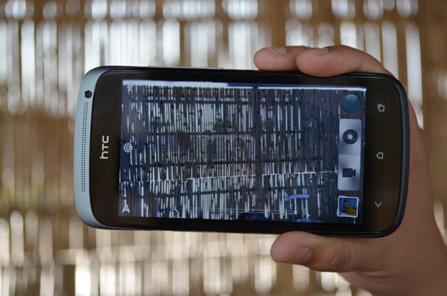 The HTC One S camera comes with an f/2.0 aperture and is capable of shooting high speed shots.