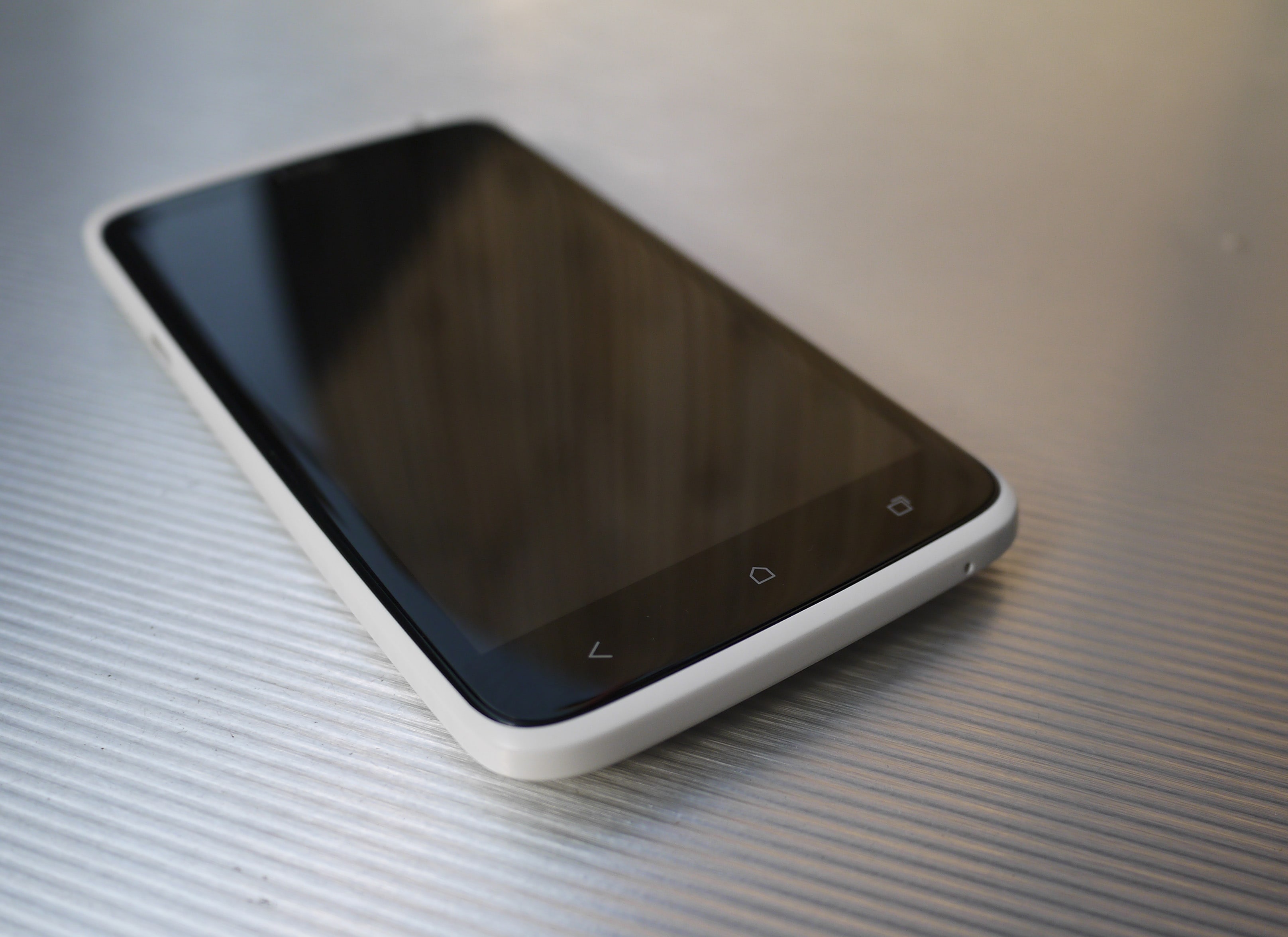 HTC e X pictures htconex24