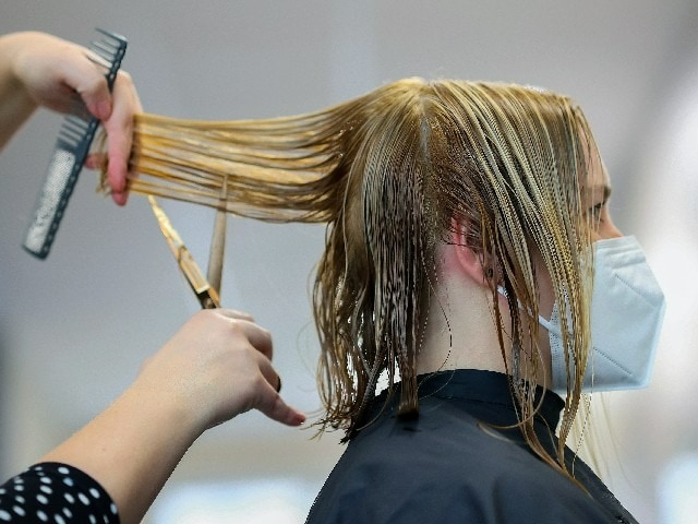 Photo : आपके बाल प्रदूषण खत्‍म कर सकते हैं, इस देश में शुरू हुई 'मुहिम'