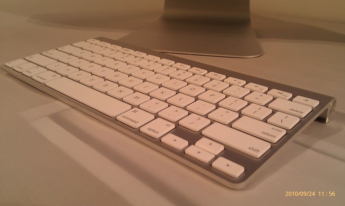 The iMac comes with a sleek and light wireless keyboard. (Photo: Sameer Mitha)