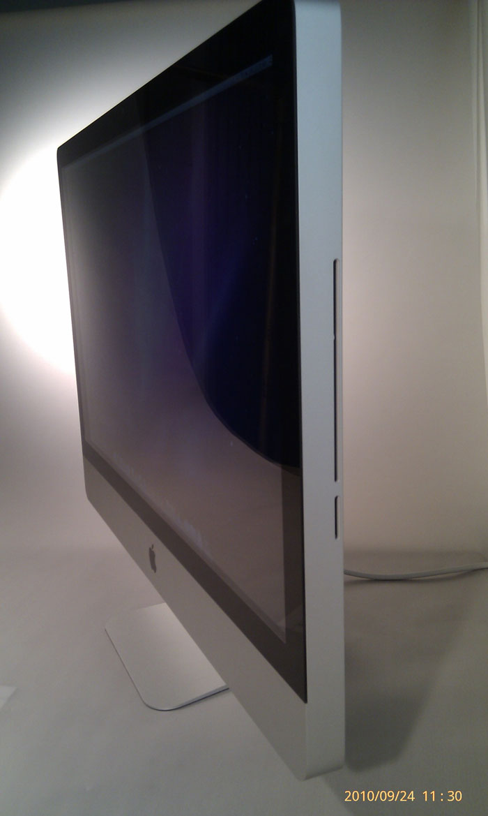 The iMac's greatest pride is its sleek and thin design. (Photo: Sameer Mitha)