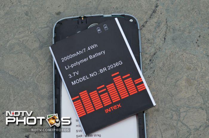 Intex Aqua i-5 packs in a 2000mAh battery.