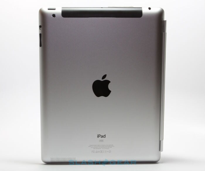 <b>Slash Gear</b><br><br>
Slash Gear wraps up the iPad 2 by saying ?On most levels, the iPad 2 over-delivers. By boosting speed and graphics performance while simultaneously slimming down the chassis and preserving battery life, Apple has maintained its core strengths and extended its lead in what are arguably the toughest areas rivals faces. Sure, a Retina Display would have been great, and high-resolution camera, but it's relatively straightforward to drop those into the next iPad; it's a whole lot more difficult to make a super-thin tablet with 10+ hours of runtime.?(Photo: SlashGear)<br><br>
<a href=' http://www.slashgear.com/ipad-2-review-09139014/ '' "nofollow" style='color: rgb(0, 51, 153);' target='blank'> Read the complete Slash Gear review here.</a></b>