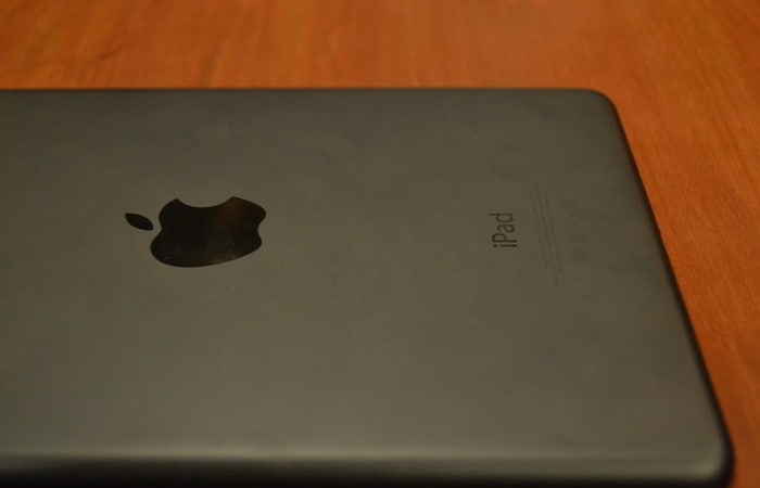 The build quality of the iPad mini is sure to blow you away. Apple has outdone itself with the overall fit and finish on this tablet.