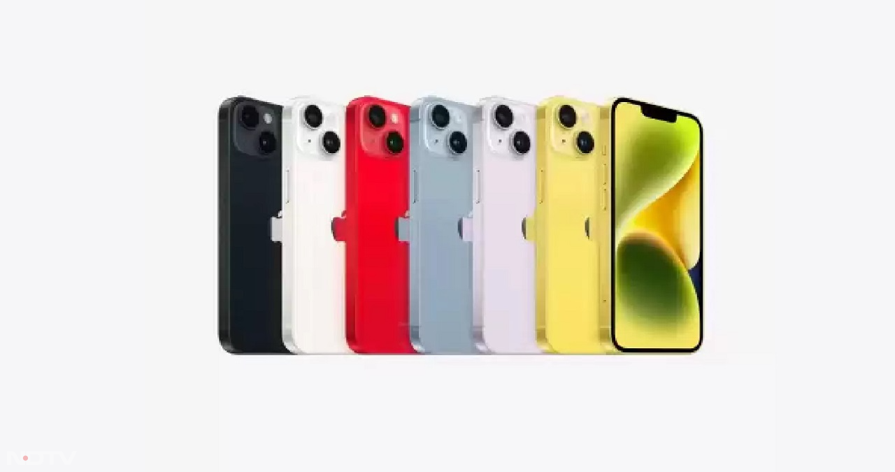 कैमरा सेटअप की बात करें तो इस आईफोन में f/1.5 अपर्चर के साथ 12 मेगापिक्सल का पहला कैमरा और f/2.4 अपर्चर के साथ 12 मेगापिक्सल का दूसरा कैमरा दिया गया है। वहीं इस आईफोन के फ्रंट में f/1.9 अपर्चर के साथ 12 मेगापिक्सल का सेल्फी कैमरा है।