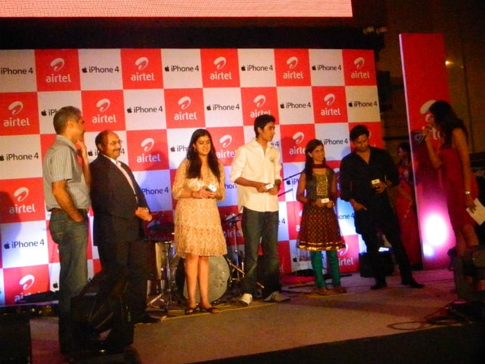 Shagun, Sachin, Babita and Prashant - among the first few Airtel iPhone 4 owners - receiving their iPhones in Delhi.