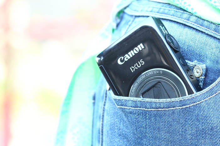 IXUS 1100HS: Slim enough to fit in your pocket.