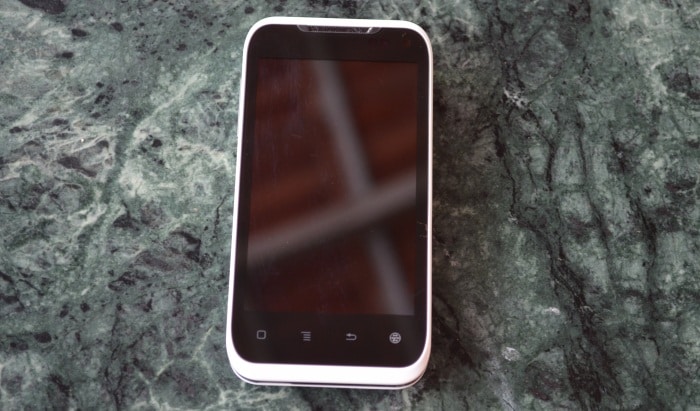 The Karbonn A9 carries a price tag of Rs. 9,999.