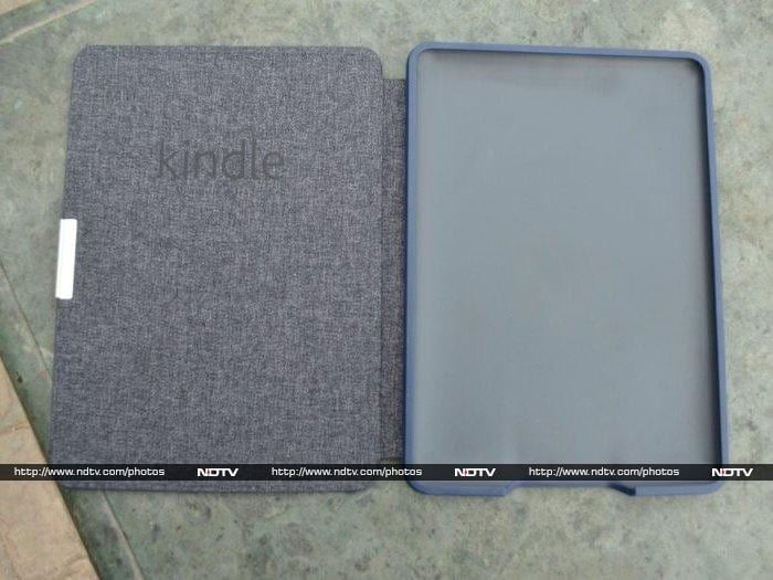 The flipcase of the new Kindle Paperwhite 3G (2013).