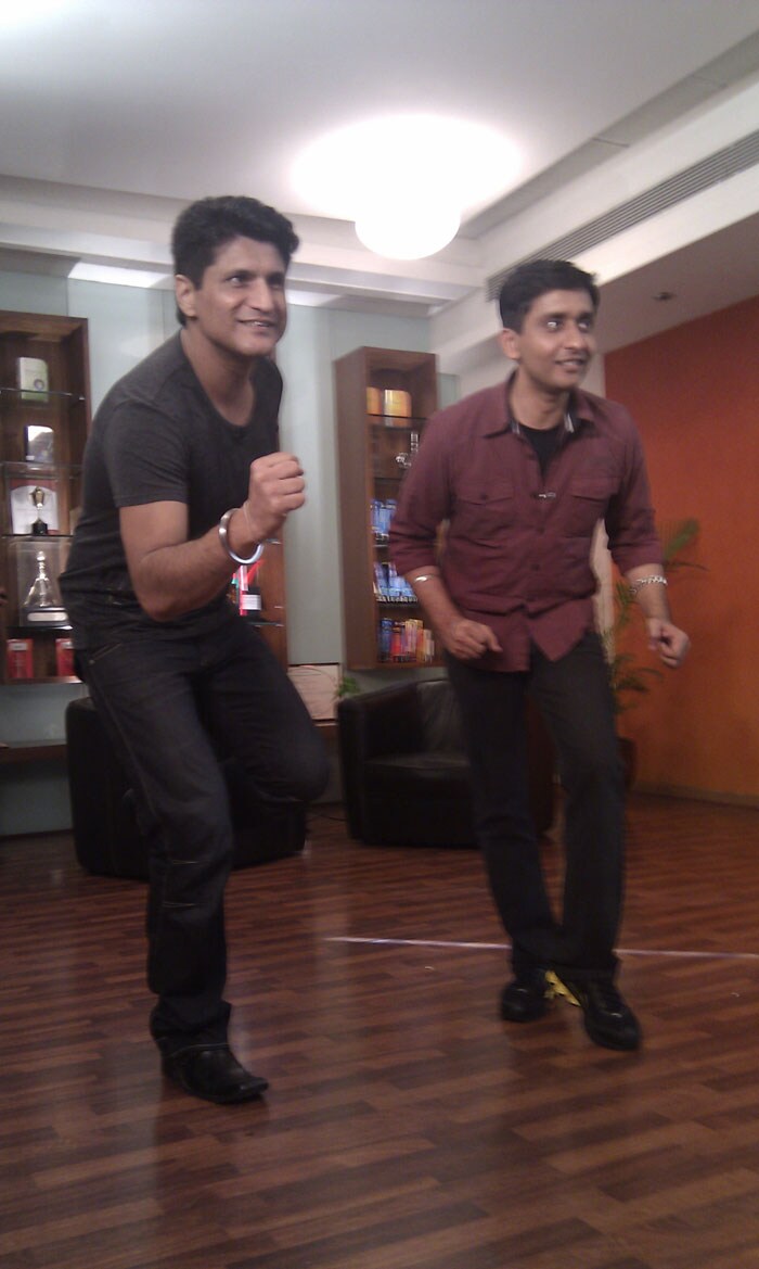The Gadget Guru Rajiv Makhni takes on Gaming Guru Karan Patheja in a rally race. A fight to the finish. (Photo: Sameer Mitha)