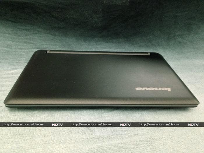 The Lenovo IdeaPad Flex 10 uses Intel Celeron or Pentium processors based the new Bay Trail platform.