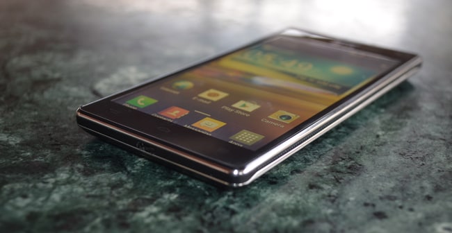 The LG Optimus 4X HD holds the Nvidia Tegra 3 chip. The chip has four physical cores clocked at 1.5 GHz in addition to a lower-clocked fifth core.