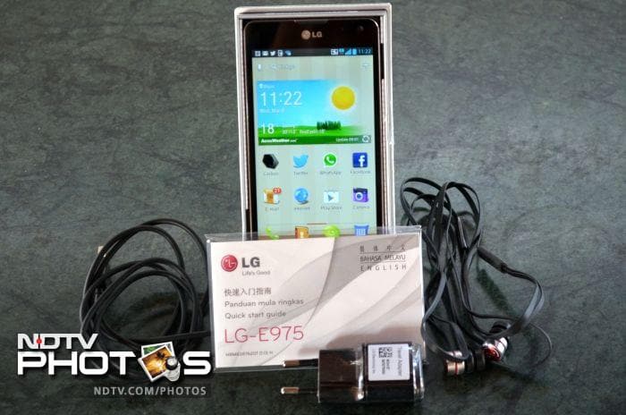 The device comes with a charger/microUSB cable, in-ear headphones and a manual.