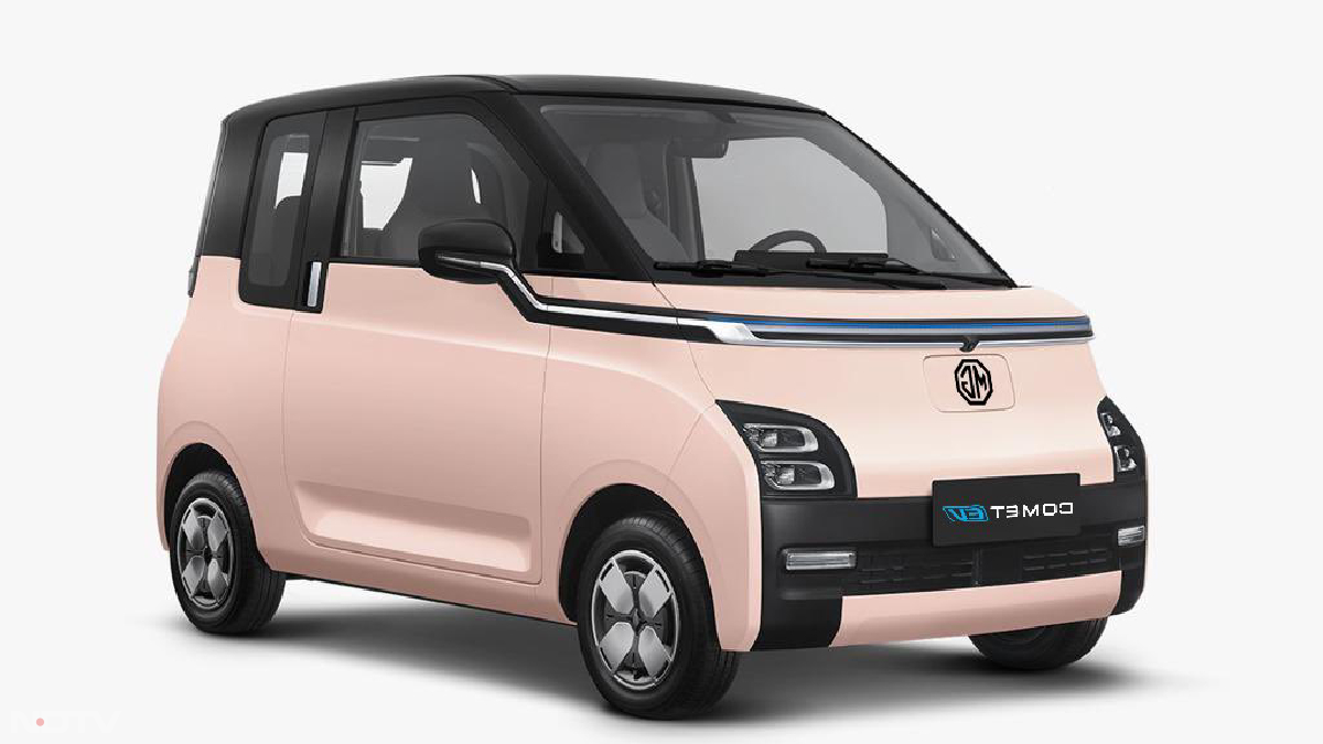 MG India ने फिलहाल इस इलेक्ट्रिक कार की कीमत की घोषणा नहीं की है, लेकिन इस महीने के अंत तक Comet EV को लॉन्च किए जाने की संभावना है। इतना तो तय है कि इलेक्ट्रिक कार मार्केट में Comet EV एक बजट कार के रूप में आएगी और लॉन्च होने पर इसकी टक्कर Tata Tiago EV, Tigor EV और Citroen eC3 से होगी। MG Comet EV पांच कलर ऑप्शन- ब्लैक रूफ के साथ ऐप्पल ग्रीन, ऑरोरा सिल्वर, स्टारी ब्लैक, कैंडी व्हाइट और ब्लैक रूफ के साथ कैंडी व्हाइट में उपलब्ध होगी।