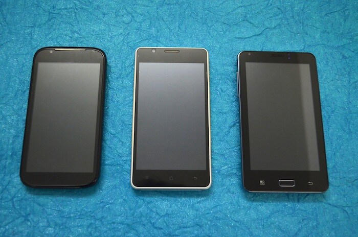 Meet the three contenders - Micromax Superfone Canvas A100 (left), Spice Stellar Horizon Mi-500 (centre) and iBall Andi 5c (right).