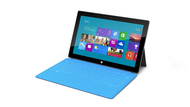 The Windows RT version measures 9.3mm in thickness while the Windows 8 Pro version is slightly thicker at 13.5mm.