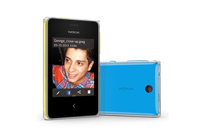 <a href="http://gadgets.ndtv.com/nokia-asha-500-1093">Nokia Asha 500</a> comes with 2.8-inch QVGA display and sports 2-megapixel rear camera.

<br />


<a href="http://gadgets.ndtv.com/mobiles/news/nokia-asha-500-asha-502-and-asha-503-launched-435556">Read more</a>