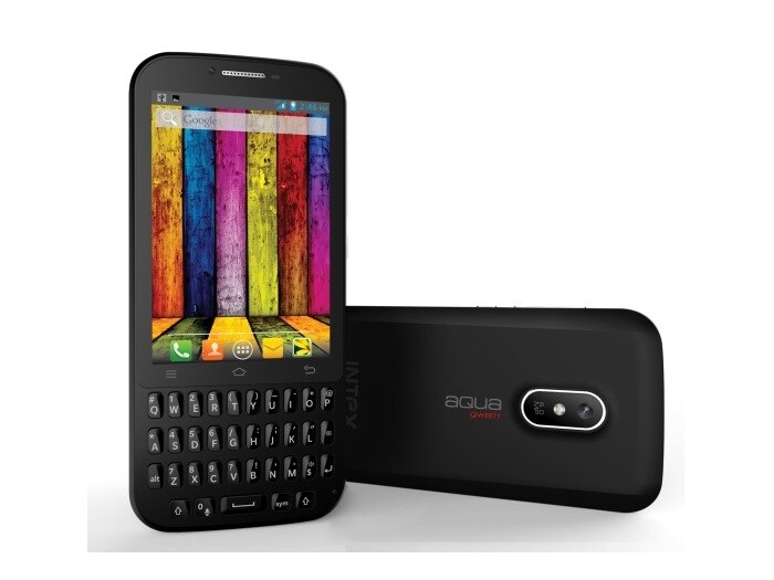 <a href="http://gadgets.ndtv.com/intex-aqua-qwerty-1558">Intex Aqua Qwerty</a> comes with a 3.5-inch HVGA (320x480 pixels) display, and a physical QWERTY keypad.
<br />

<a href="http://gadgets.ndtv.com/mobiles/news/intex-aqua-qwerty-touch-and-type-3g-smartphone-launched-at-rs-4990-513867">Read more</a>