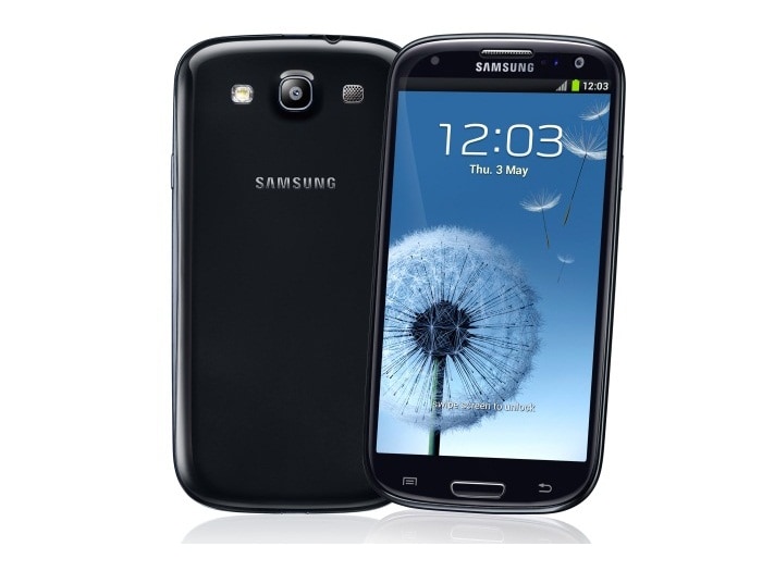 <a href="http://gadgets.ndtv.com/samsung-galaxy-s3-neo-1460">Samsung Galaxy S3 Neo</a> runs Android 4.3 Jelly Bean out-of-the-box.
<br />

<a href="http://gadgets.ndtv.com/mobiles/news/samsung-galaxy-s3-neo-with-48-inch-hd-display-launched-at-rs-26200-505787">Read more</a>