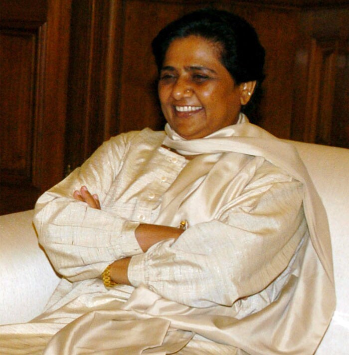 <b>6. Mayawati:</b> She hold the reigns of the most populous state of India and her politics (and the controversies associated with it) always generates a fair amount of interest.