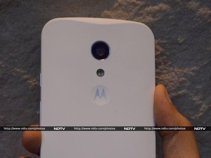 <a href="http://gadgets.ndtv.com/motorola-moto-g-gen-2-1961">Motorola Moto G (Gen 2)</a> has a 2-megapixel rear camera.
