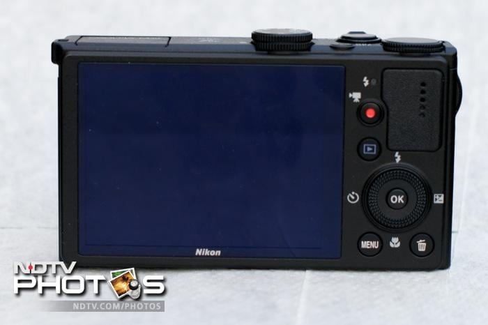 The Nikon Coolpix P330 comes with a 3.0-inch display but no viewfinder. Image credit: Gagandeep Singh Sapra