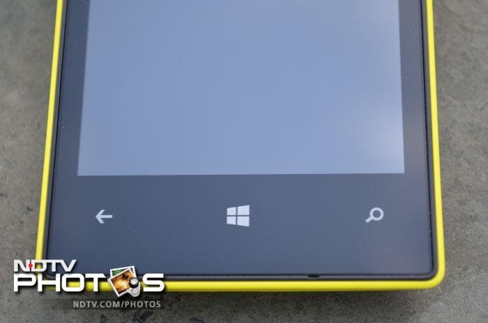 The three Windows Phone capacitive touch buttons for navigating through the phone are placed just below the screen.