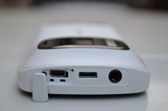 The top of the smartphone features (left to right) a Micro HDMI port, one of two microphones, Micro-USB, and a 3.5mm headphone jack.