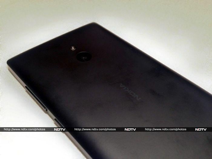 The <a href="http://gadgets.ndtv.com/nokia-xl-dual-sim-1313">Nokia XL Dual SIM </a> has a 5-megapixel rear camera with flash.