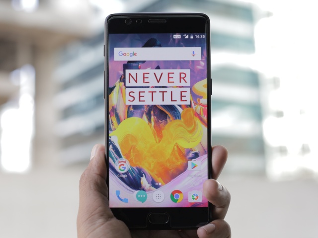 OnePlus 3T Midnight Black Edition