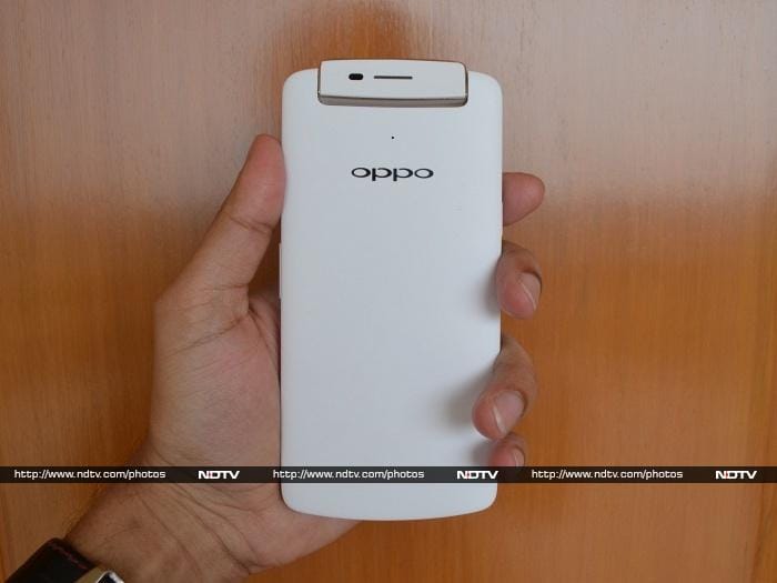 The <a href="http://gadgets.ndtv.com/oppo-n1-mini-1641">Oppo N1 Mini</a> comes with what seems to be a simple hardware design (except for the swivel camera) and is backed by a 2140mAh battery.