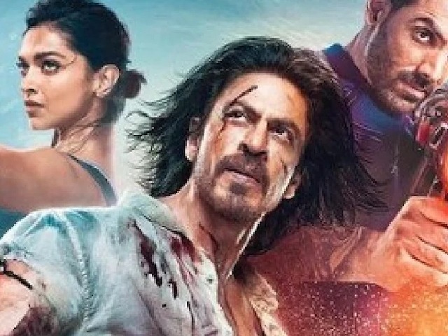 Pathaan Collection Worldwide : 1000 करोड़ से महज इतना पीछे रह गई शाहरुख खान की फ‍िल्‍म