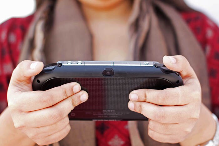 The Playstation patterned rear touch panel debuts on the Vita which makes gameplay even more engaging.
