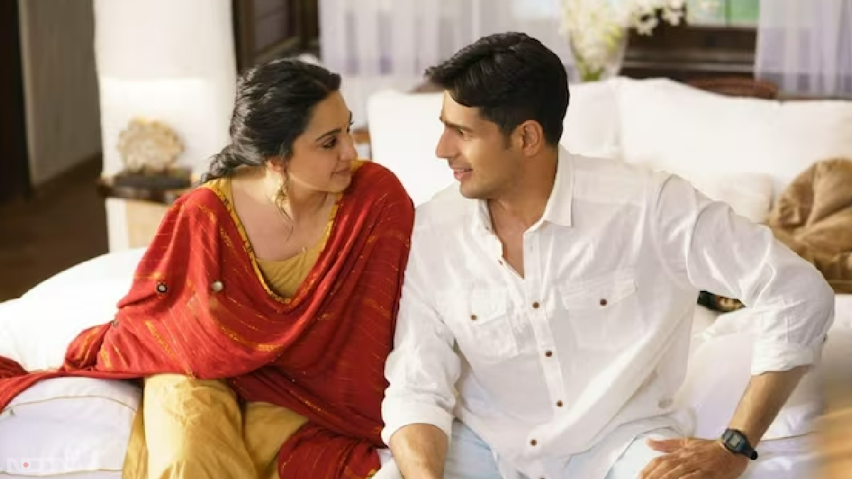 सिद्धार्थ मल्होत्रा और कियारा आडवाणी की फ‍िल्‍म ‘शेरशाह' तब रिलीज हुई, जब सिनेमाघर पूरी तरह शुरू नहीं हुए थे। फ‍िल्‍म को सीधे ओटीटी पर रिलीज किया गया, जिसे दर्शकों ने खूब सराहा। यह फ‍िल्‍म कैप्टन विक्रम बत्रा की बायोपिक है। Amazon Prime Video पर इसे स्‍ट्रीम किया जा सकता है।