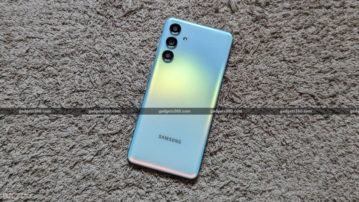 Samsung Galaxy M55 5G With Triple Rear Cameras Debuts in India: First Look