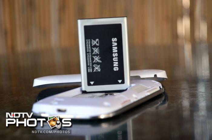 The phone comes with a 1,000mAh battery.