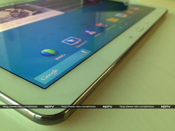 The Samsung Galaxy Note Pro comes with Wi-Fi 802.11 b/g/n/ac, Bluetooth 4.0, GPS with GLONASS, and USB host capability.