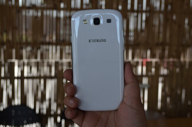 On the imaging front, Galaxy S III comes with 8MP rear camera with LED flash and 1.9MP front camera.