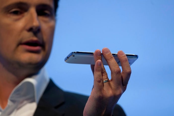 The Samsung Galaxy Note II is just 9.4mm thick.