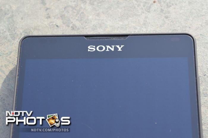 The earpiece has been placed above the screen along with Sony branding.