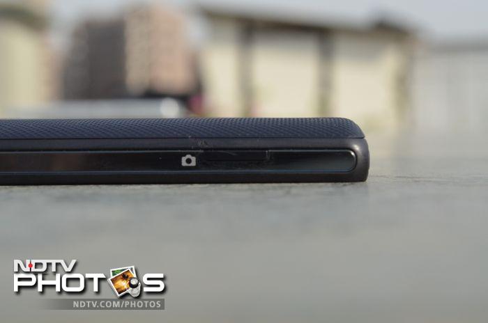The camera button is also placed on the right hand side of the phone.