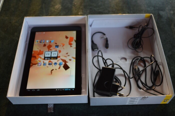 It comes with a charger, MicroUSB cable, USB On-The-Go cable and headphones. A leather cover is also being offered free of charge.