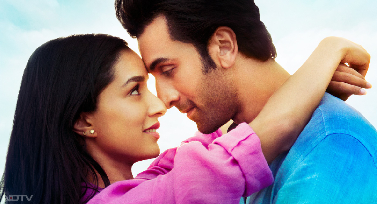 TJMM ने सोमवार को भी अच्&zwj;छी कमाई दर्ज की। sacnilk ने अपनी रिपोर्ट में बताया है कि फ&zwj;िल्&zwj;म ने 13वें दिन 2.4 करोड़ रुपये भारतीय बॉक्&zwj;स ऑफ&zwj;िस पर कमाए। यह शुरुआती अनुमान है। गैजेट्स 360 हिंदी इन आंकड़ों की पुष्टि नहीं करता है। टीजेएमएम का ओवरऑल कलेक्&zwj;शन 111.54 करोड़ रुपये तक पहुंच गया है। यही रफ्तार जारी रहती है तो रणबीर की फ&zwj;िल्&zwj;म भारतीय बॉक्&zwj;स ऑफ&zwj;िस पर 150 करोड़ रुपये का आंकड़ा भी छू सकती है।