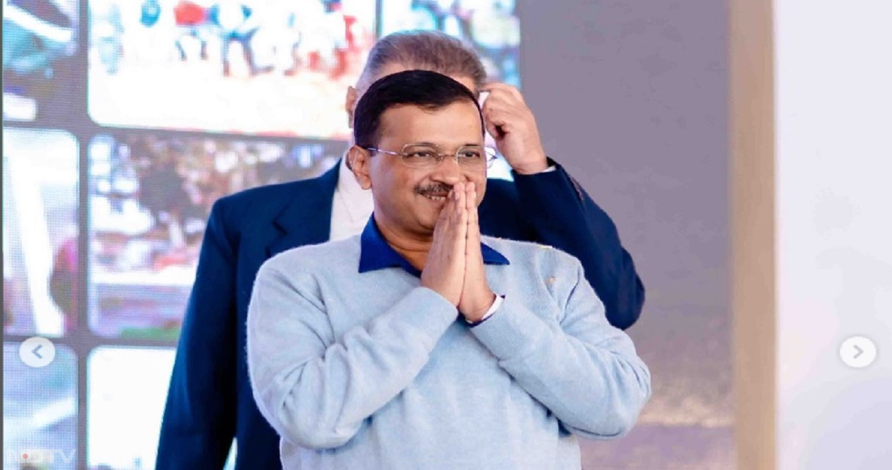 एलन मस्क ने जब से सोशल मीडिया प्लेटफॉर्म Twitter खरीदा है तब से लेकर इसमें कई बड़े बदलाव देखे जा चुके हैं। (फोटो क्रेडिट- Instagram/Arvind Kejriwal)