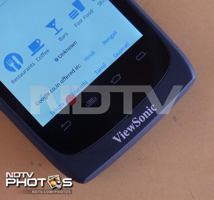The front looks clean with the conventional Android Back, Menu, Home and Search capacitive buttons at the bottom