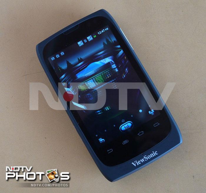 ViewSonic has included its own 3D UI in the smartphone.