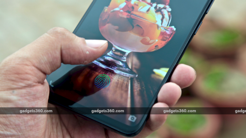 Samsung Wants Qualcomm to Develop In-Display Fingerprint Sensors for Its Mid-Range and Premium Phones: Report