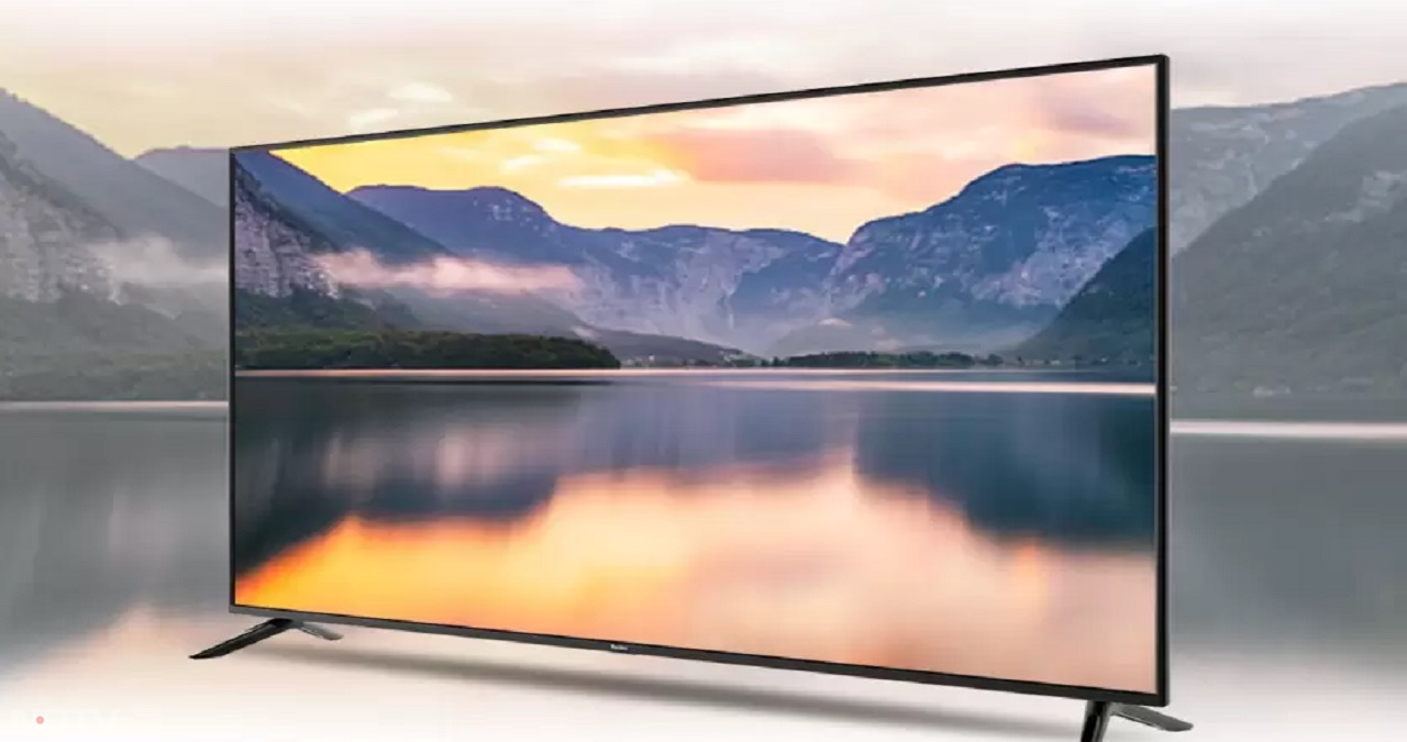 Mi 5A 32 inch Smart TV में 32 इंच की HD Ready डिस्प्ले दी गई है, जिसका रेजोल्यूशन 1366 x 768 पिक्सल और रिफ्रेश रेट 60 Hz है। साउंड आउटपुट के मामले में यह 20W तक प्रदान करता है।