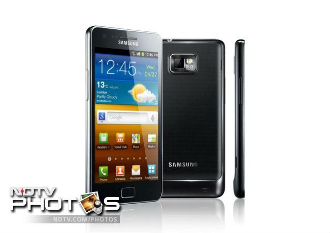 <b>Samsung Galaxy S2</b> - �Launched in June 2011, the Galaxy S2 became the best selling Android device of 2011 and even outsold the iPhone 4. Samsung crossed the 20million mark for the quarter ending 30th September according to the WSJ, while Apple shipped17.7 million iPhones.� The S2 came with super high-tech internals ? A 1.2 GHz Exynos dual core processor, 1 GB of RAM, 8 MP camera and Samsung's state of the art Super AMOLED+ display.
